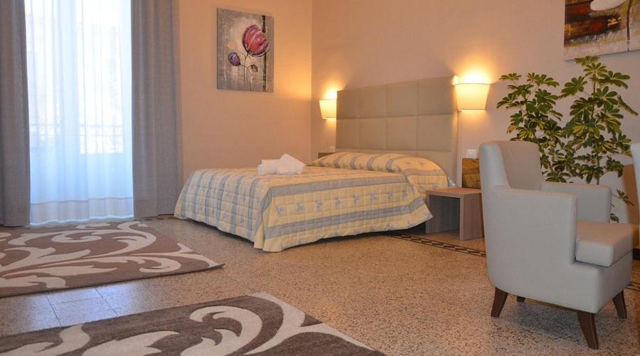 Hotel Etnea Royal 3*